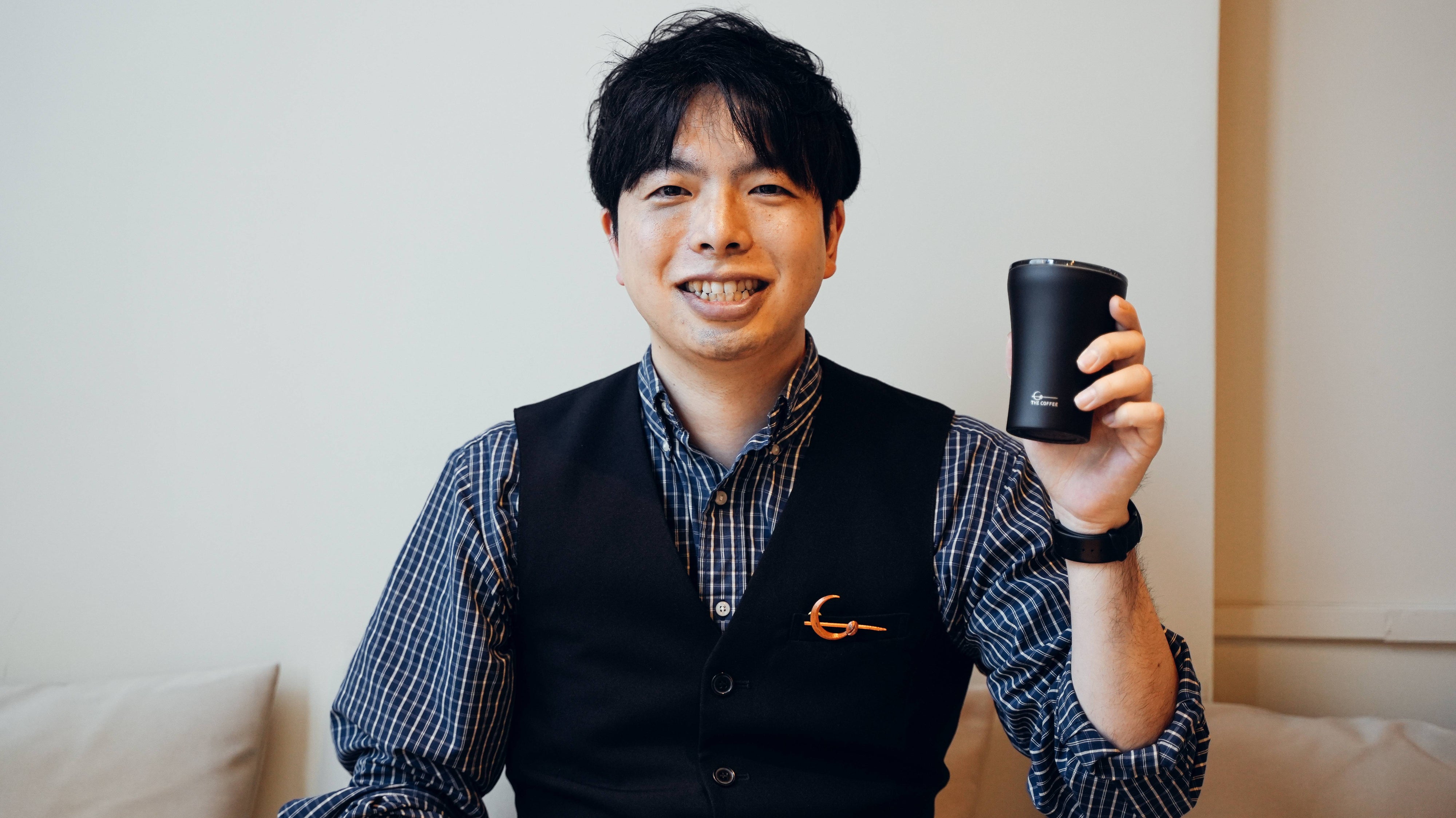 【THE COFFEE × STTOKE】陶器のような飲み心地。ドリップバッグもセットしやすい!